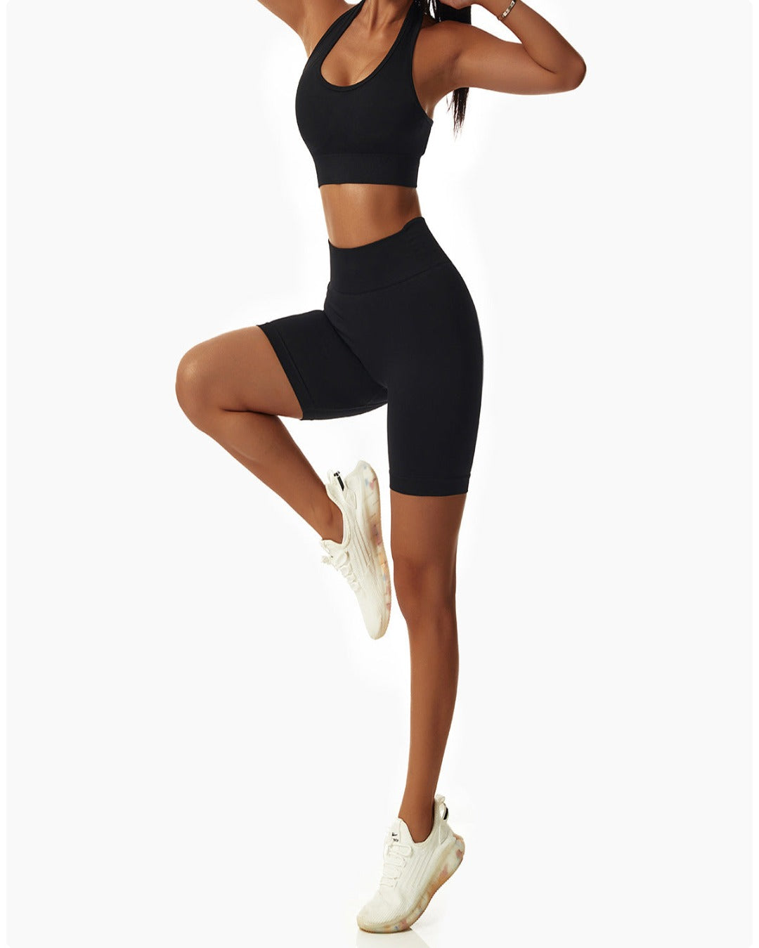 HALTER SPORTS BRA